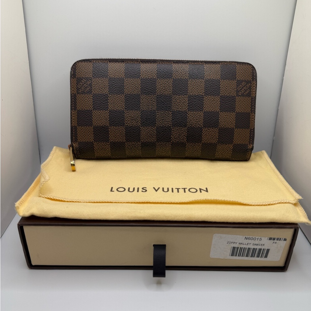 Louis Vuitton Damier Zip Around Long Wallet